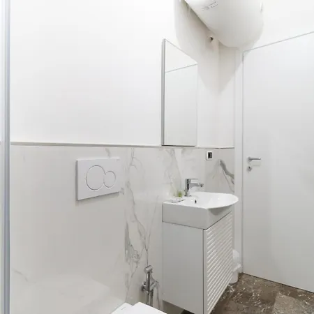 Aureum 15 Minutes From The Vatican! 4*