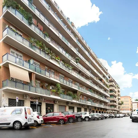 بيت ضيافة Aureum 15 Minutes From The Vatican!